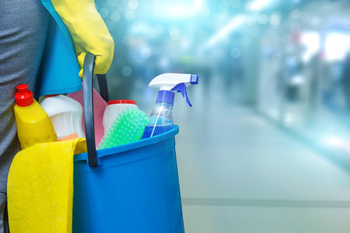 Here  Are The Pros And Cons Of Commercial Cleaning Chemicals